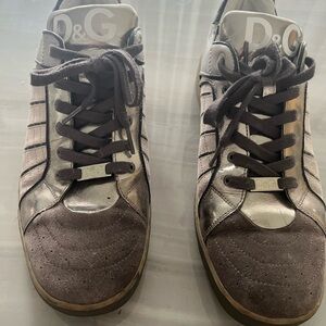 D&G men’s sneakers good condition.